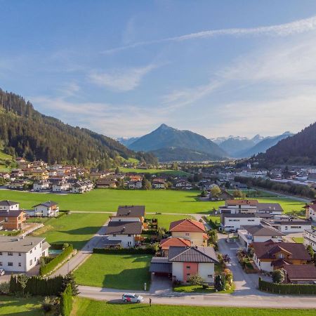 Holiday Home Happy By Interhome Eben Im Pongau Eksteriør billede