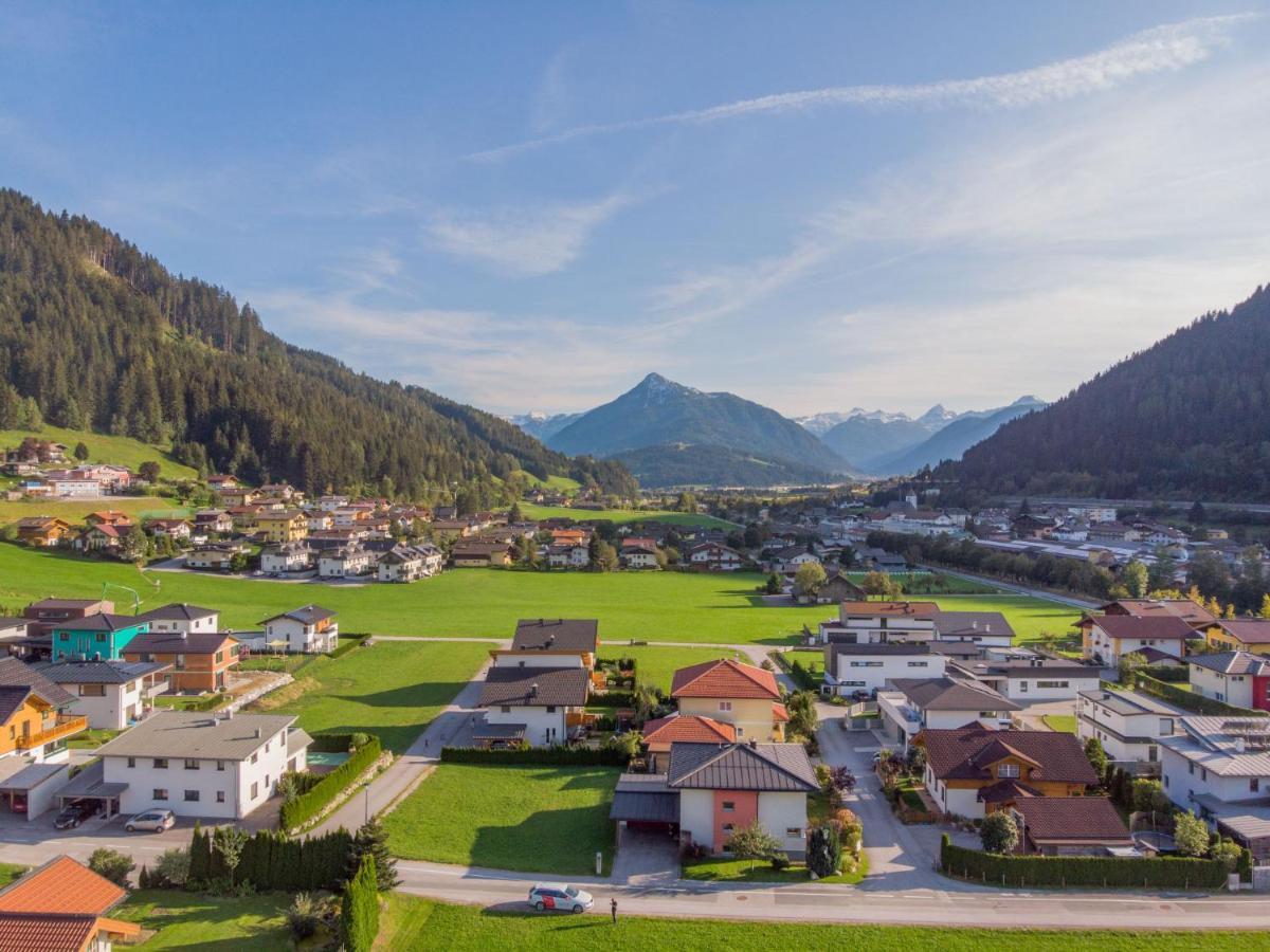 Holiday Home Happy By Interhome Eben Im Pongau Eksteriør billede