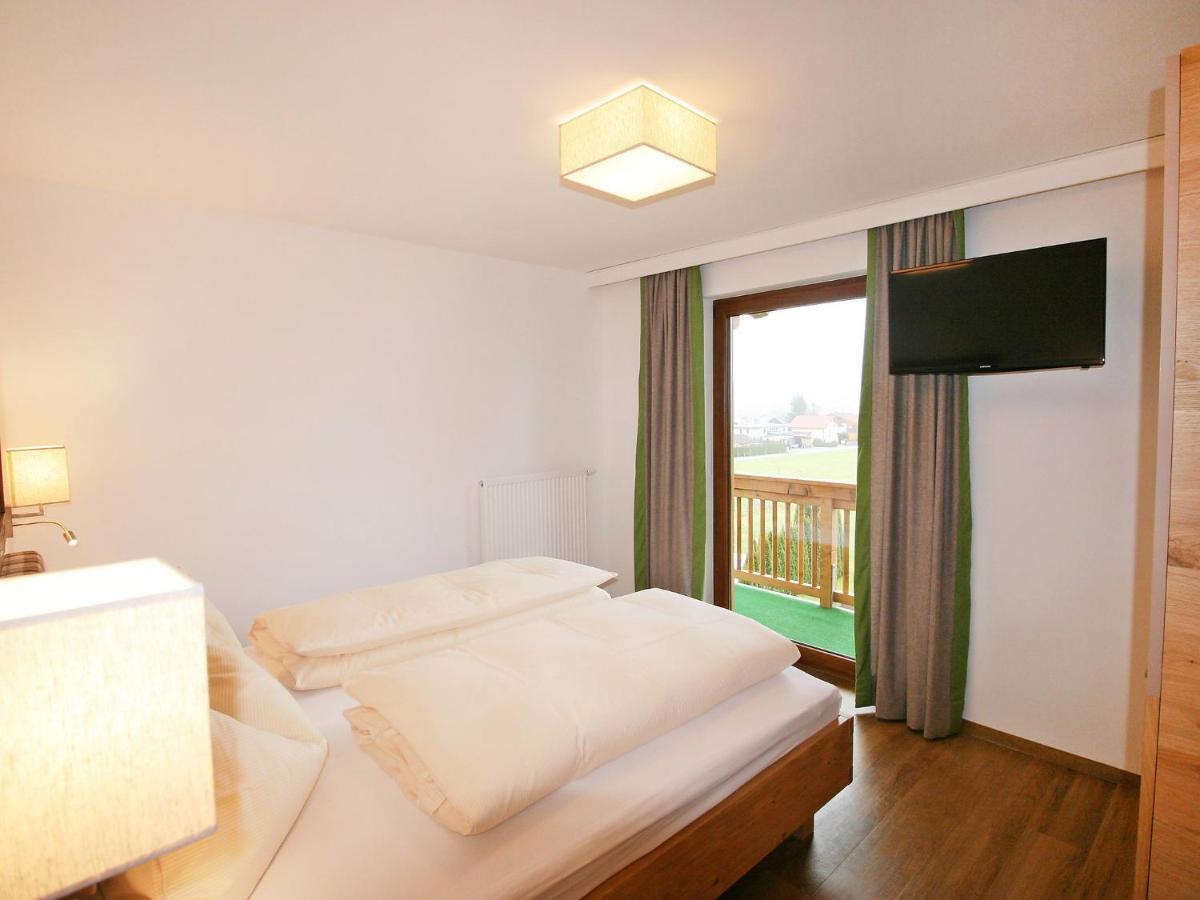 Holiday Home Happy By Interhome Eben Im Pongau Eksteriør billede